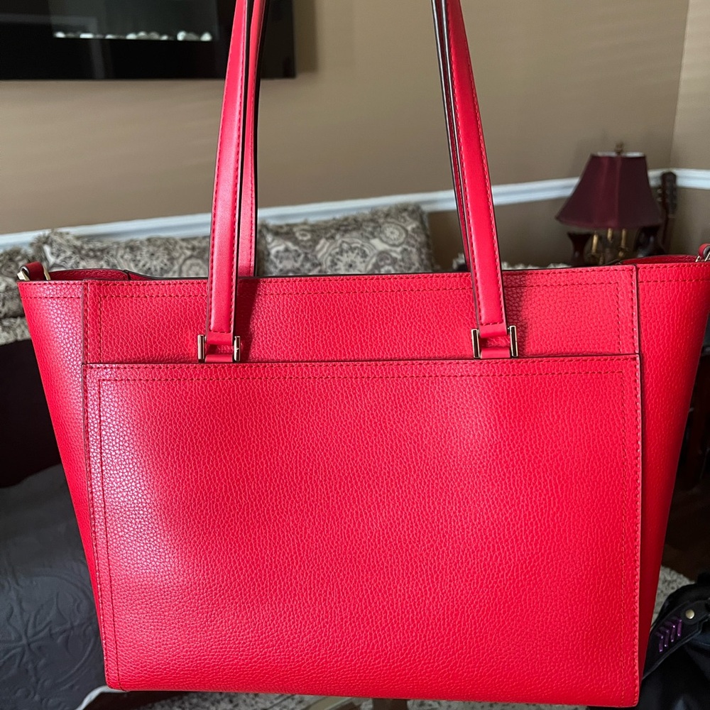Michael Kors Maisie 3 in 1 Tote Set Bright Red - Picture 3 of 9